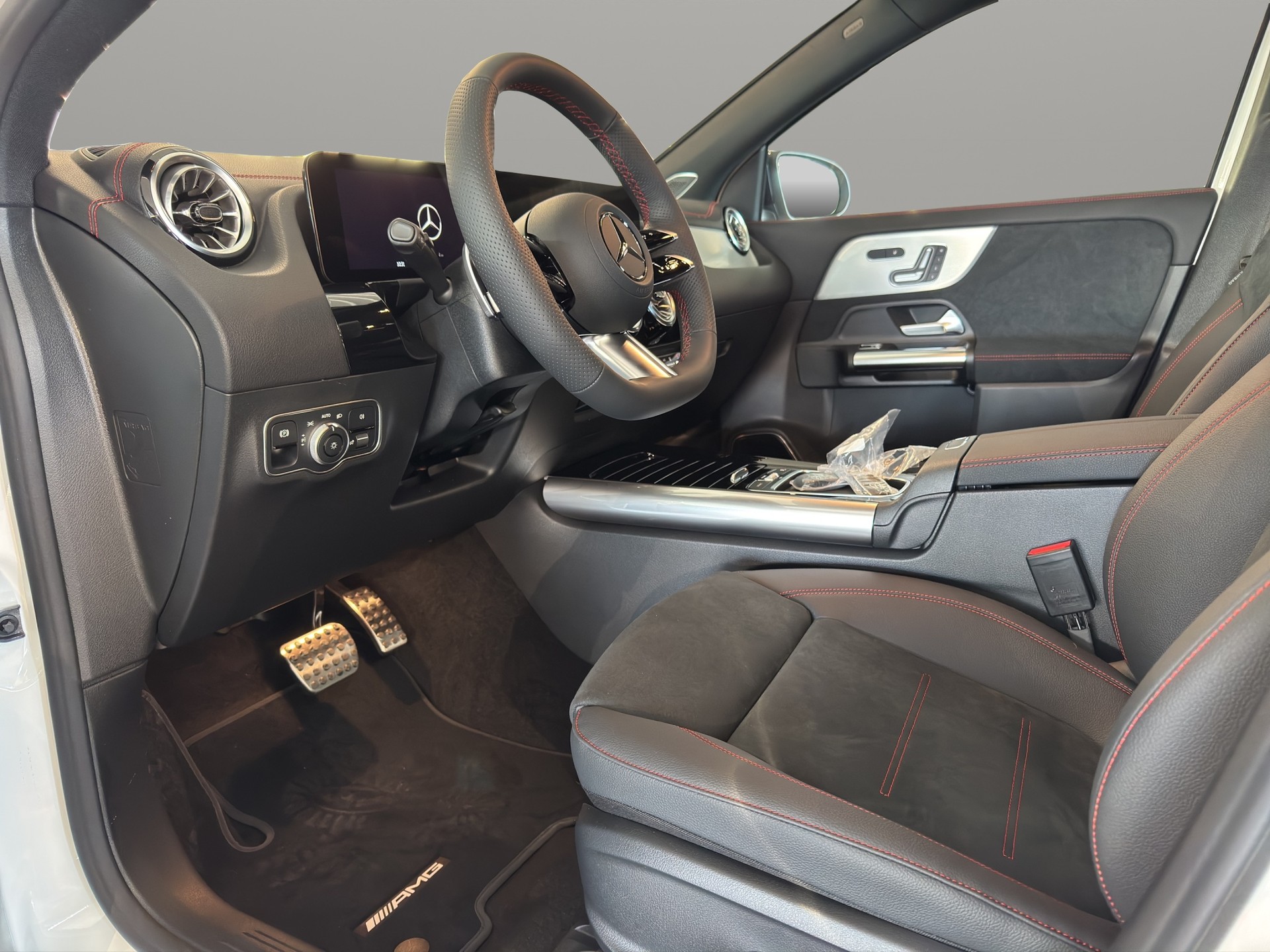 MERCEDES-BENZ EQA 350 66,5 kWh 4Matic Excellence - 8