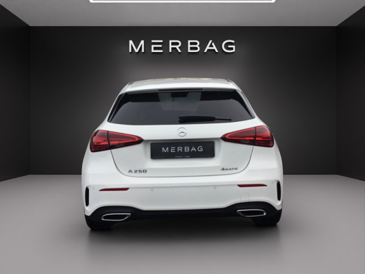 MERCEDES-BENZ A 250 4Matic 8G-DCT - 5