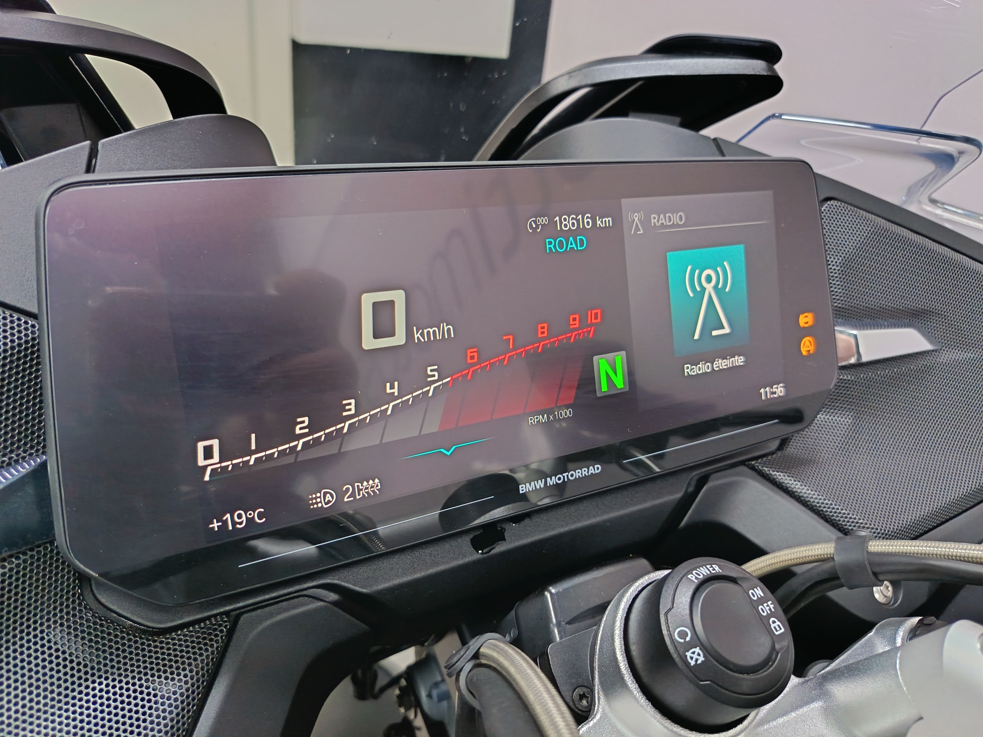 BMW R 1250 RT Triple Black - 10