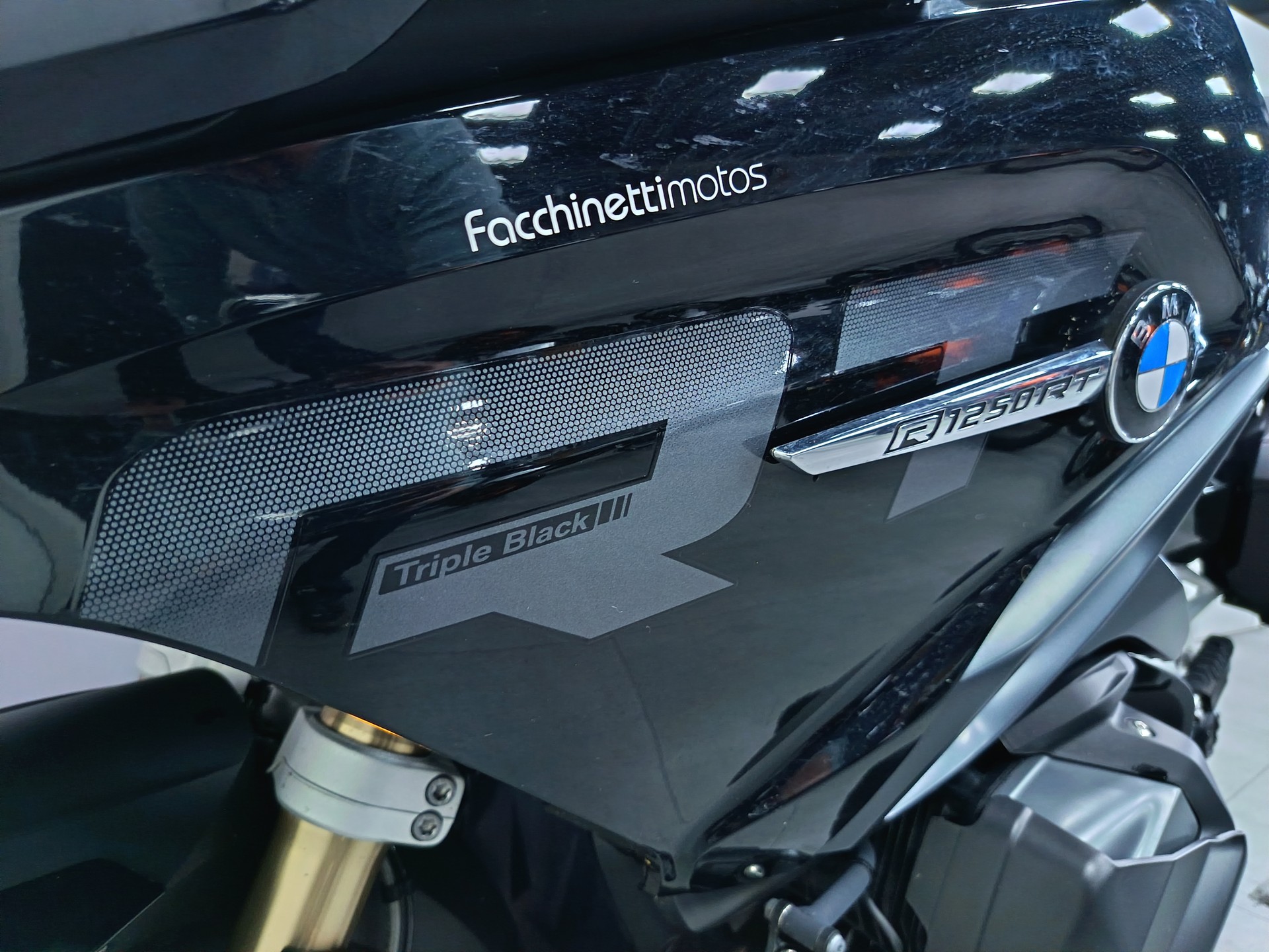 BMW R 1250 RT Triple Black - 15