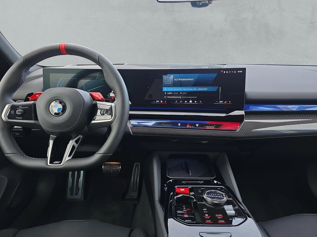 BMW M5 xDrive - 13