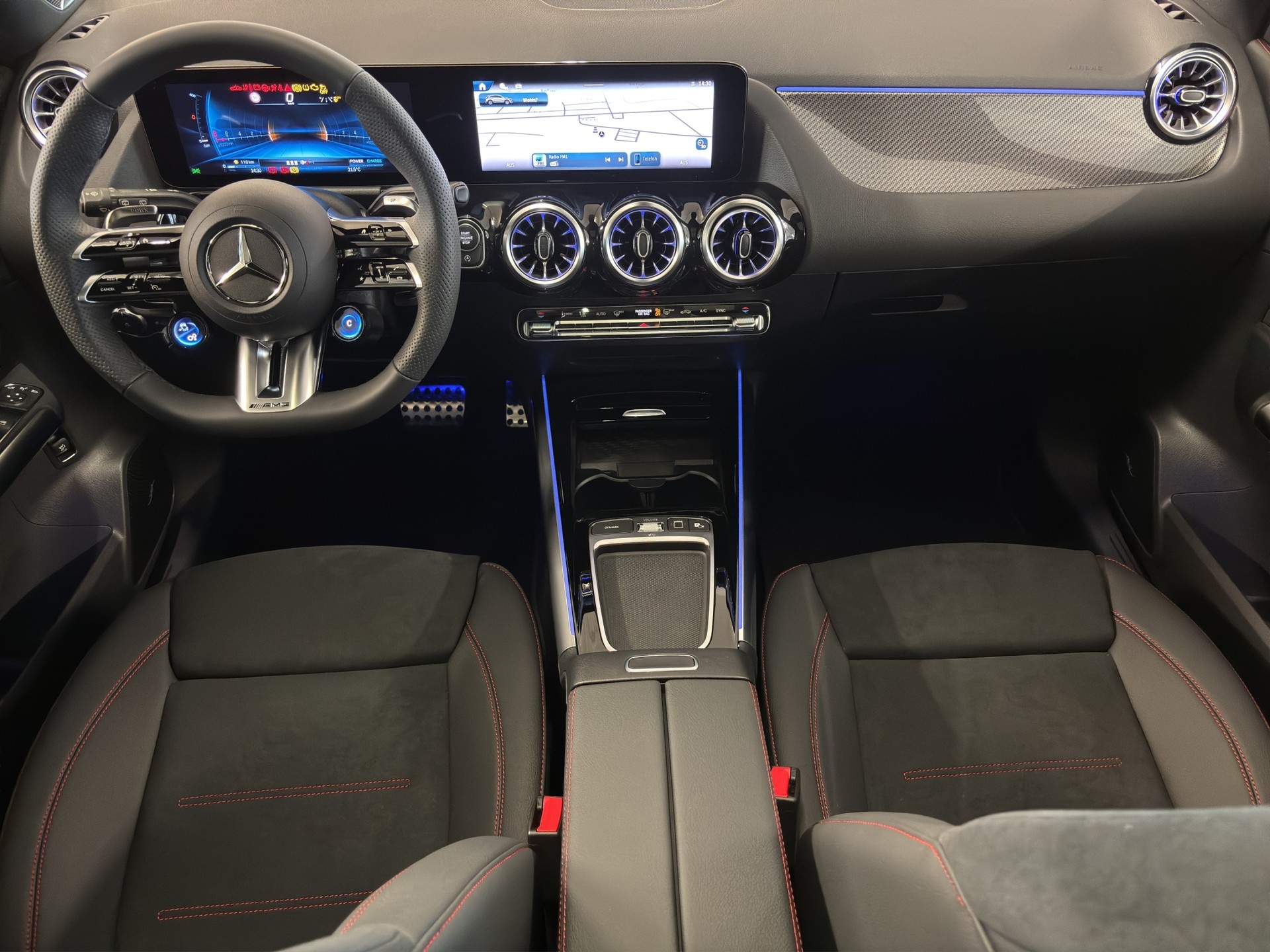 MERCEDES-BENZ GLA AMG 35 4Matic 8G-DCT - 10