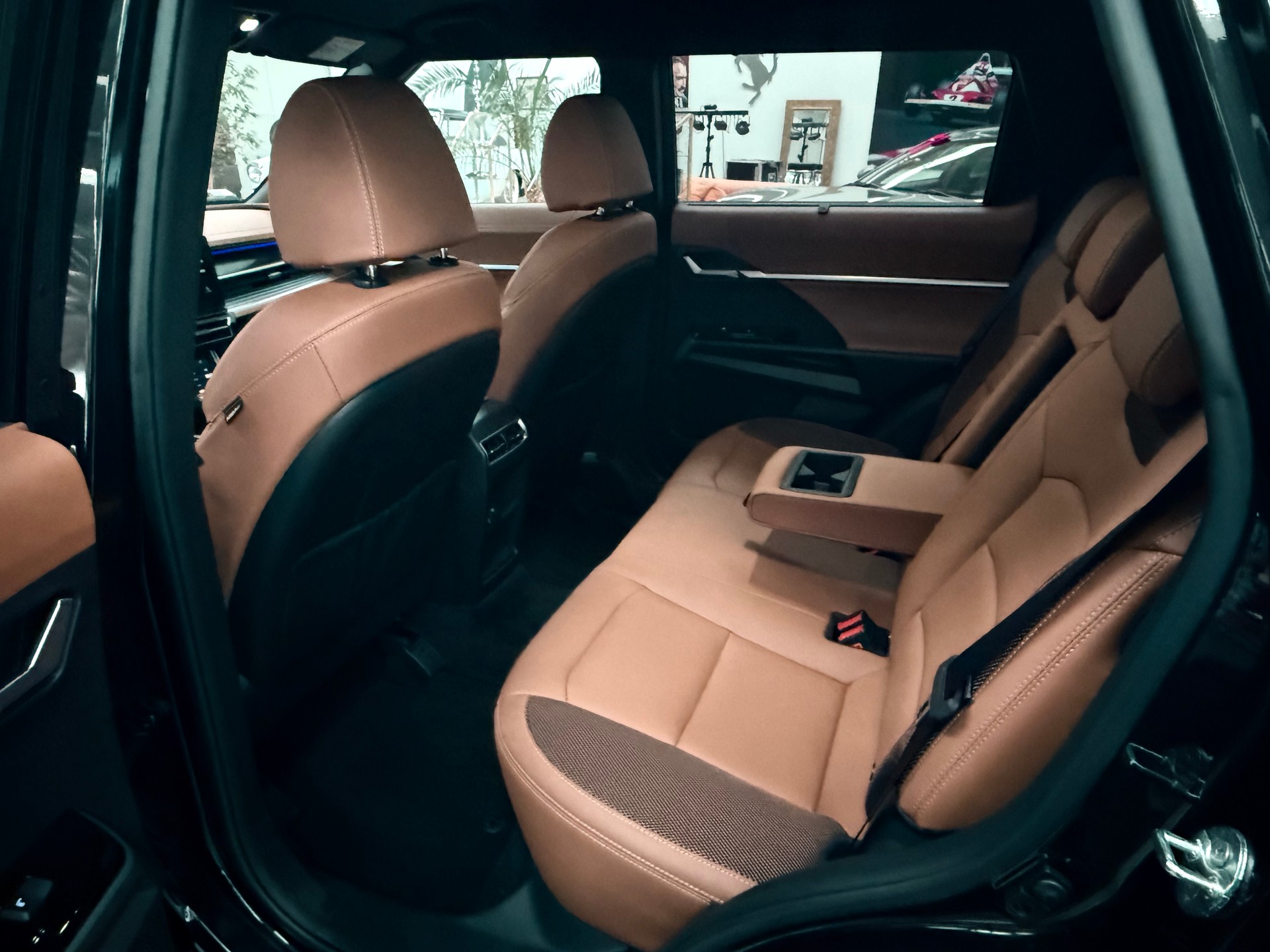 KGM-SsangYong Torres 1.5 TGDI 1st Edition 4WD AT - 6