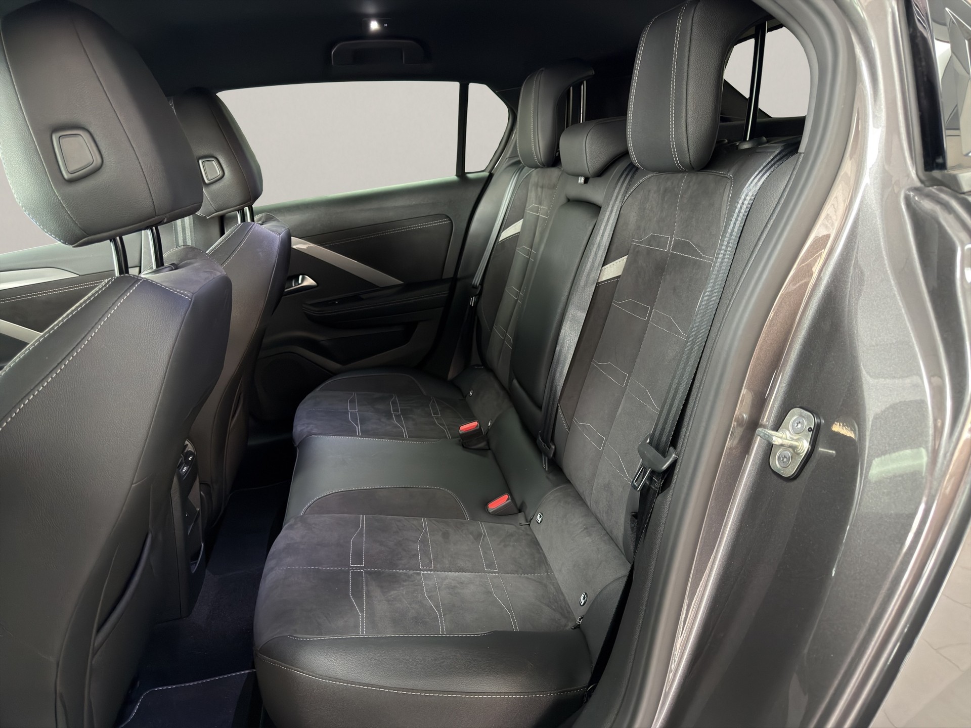 OPEL Astra 1.6 PHEV Turbo Swiss Plus ab CHF 277.- / 0.- Anzahlung / 48 Mt. - 7