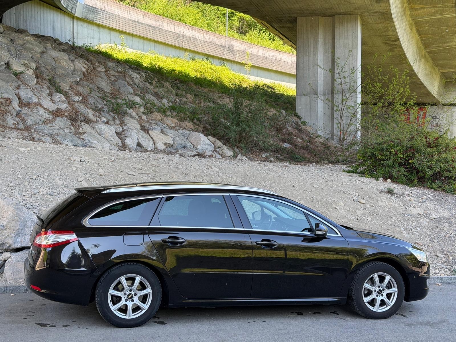 PEUGEOT 508 SW 2.0 HDI Style Automatic - 6