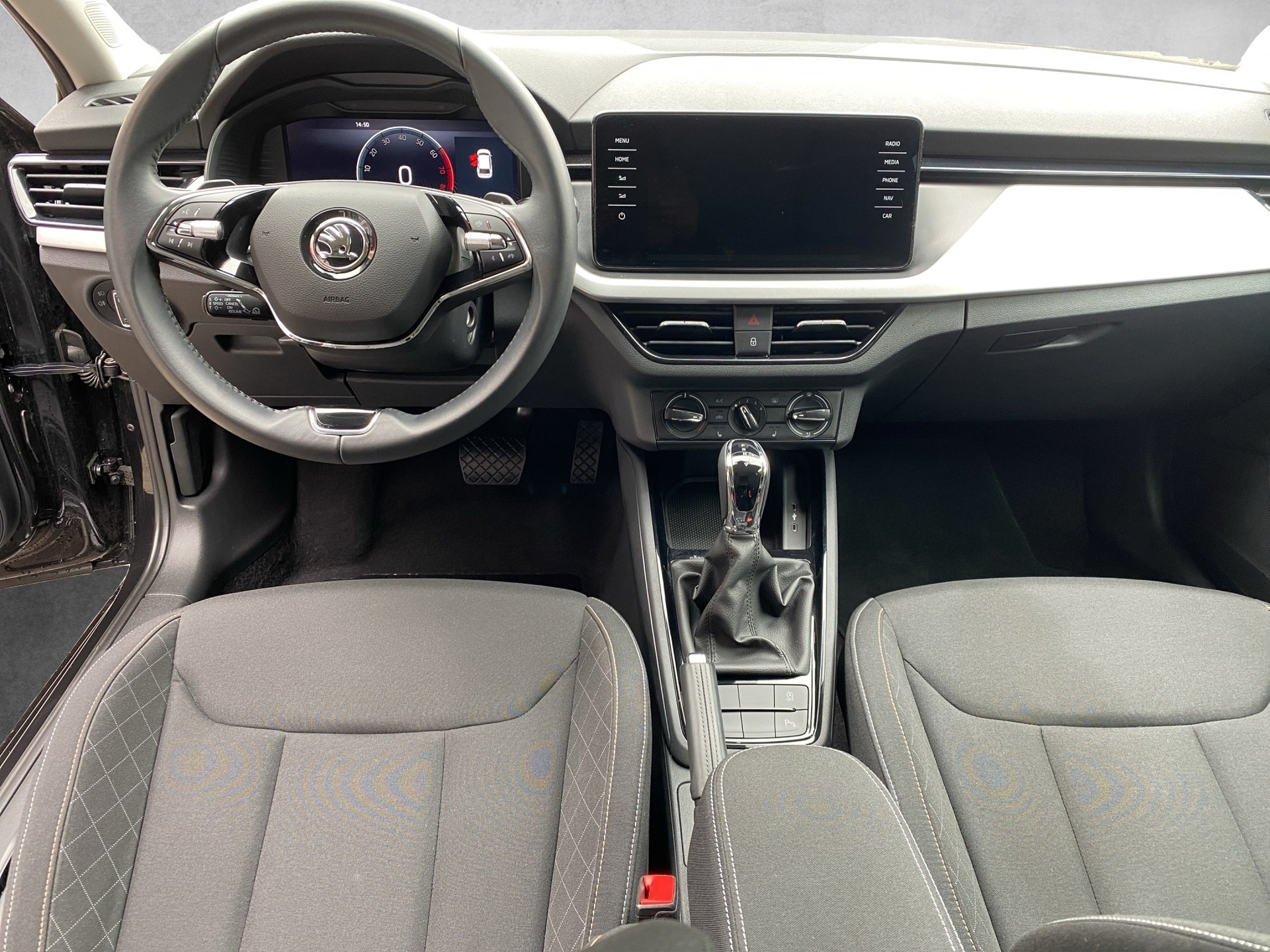 SKODA Scala 1.0 TSI Ambition DSG - 11