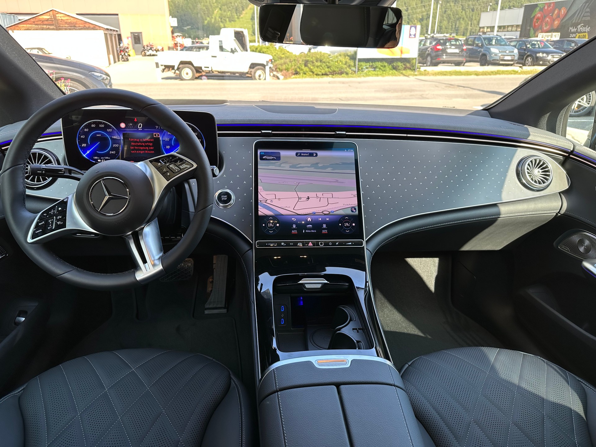 MERCEDES-BENZ EQE 500 AMG Line 4matic - 10