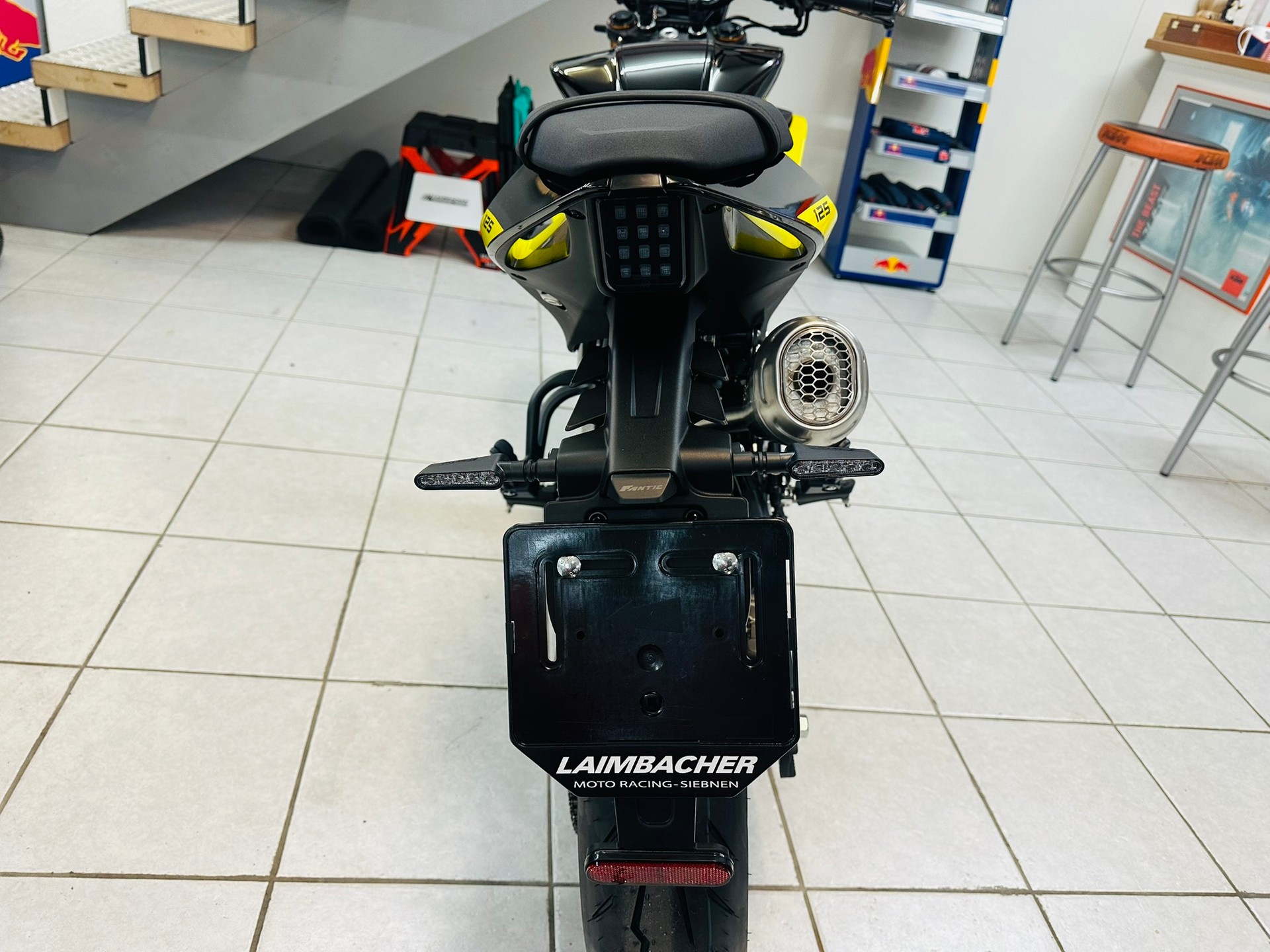 FANTIC STEALTH 125 - 10