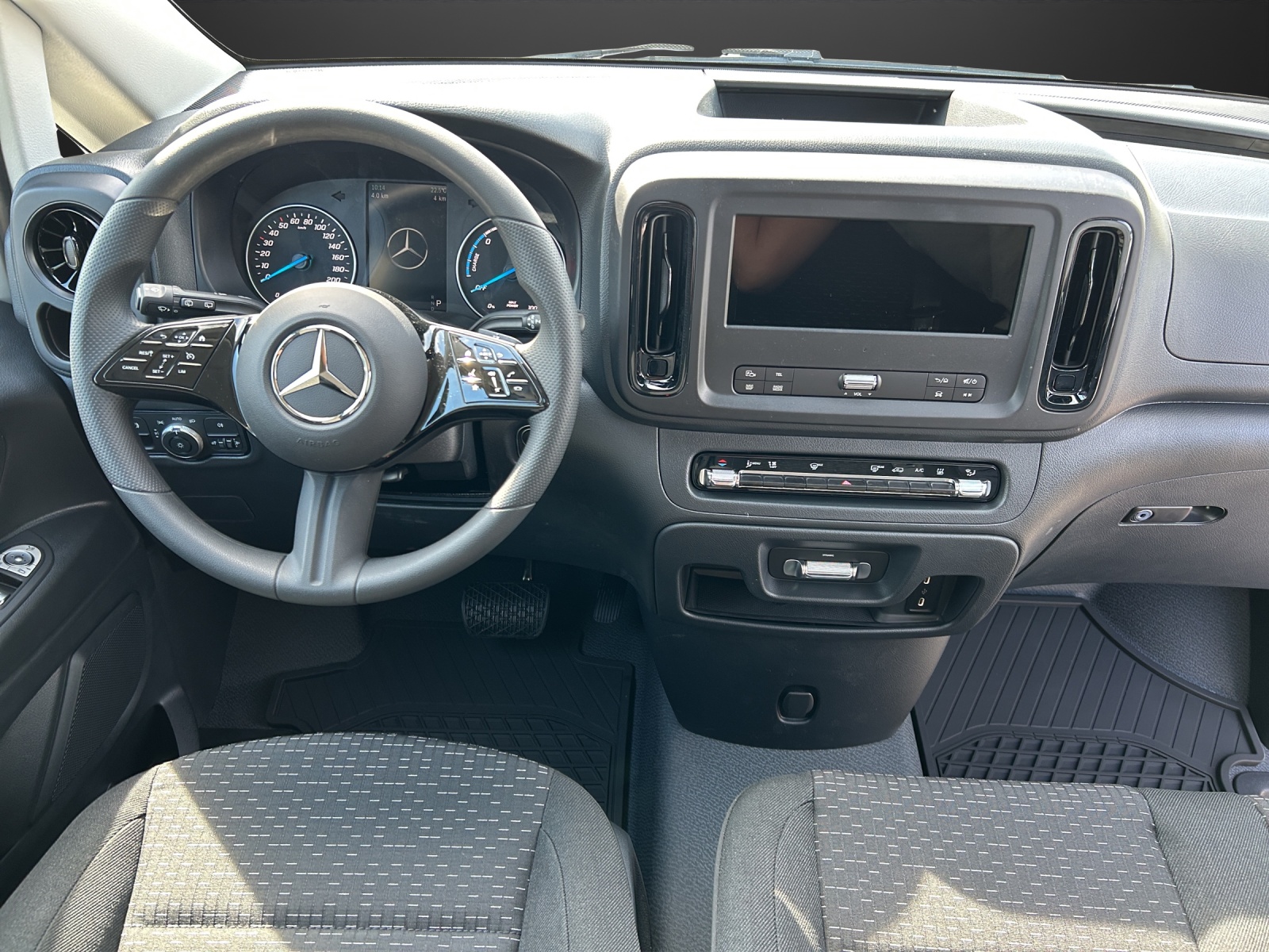 MERCEDES-BENZ eVito Kasten 60kWh Lang - 9