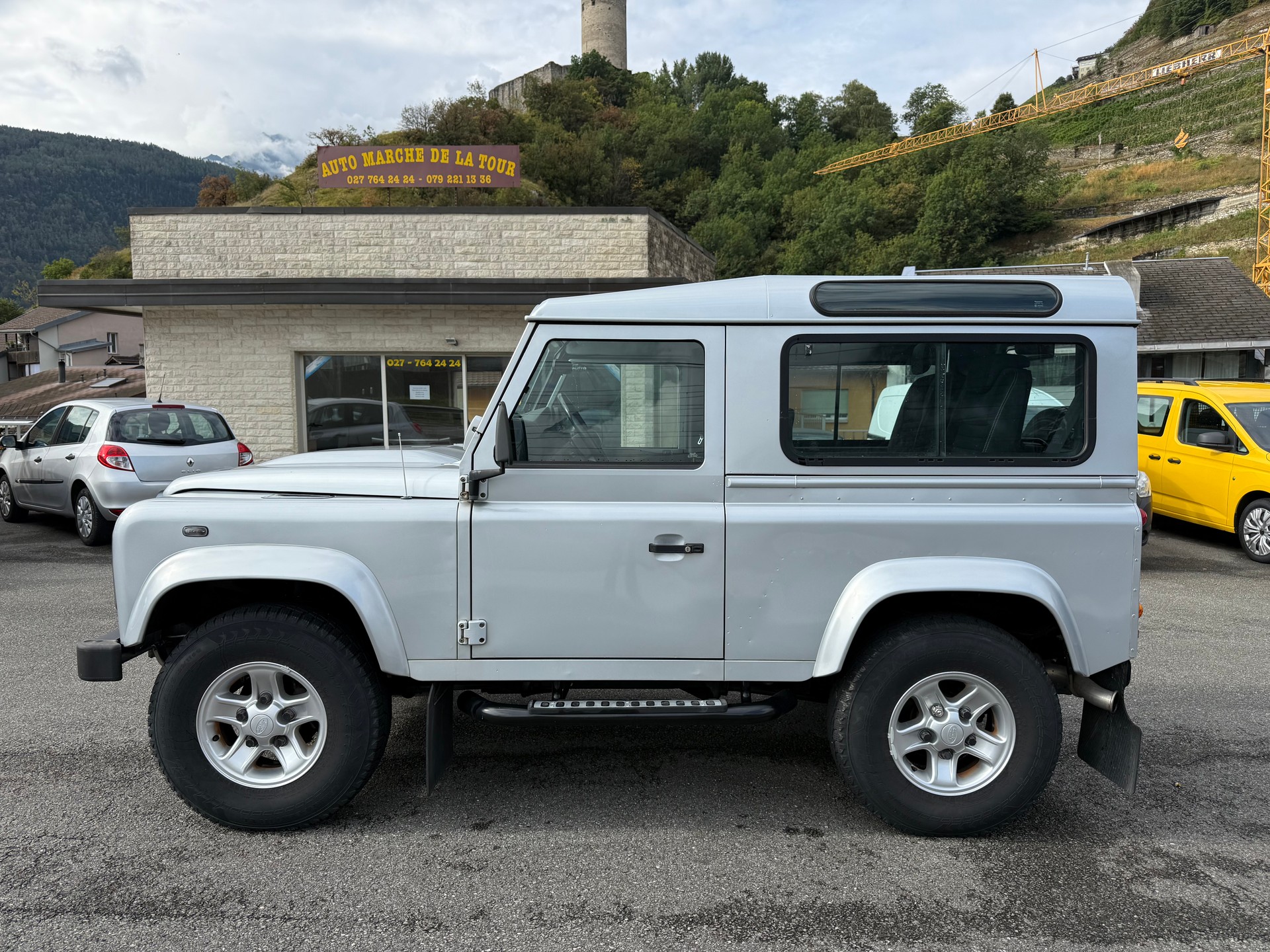 LAND ROVER Defender 90 SW 2.4Tdc - 2