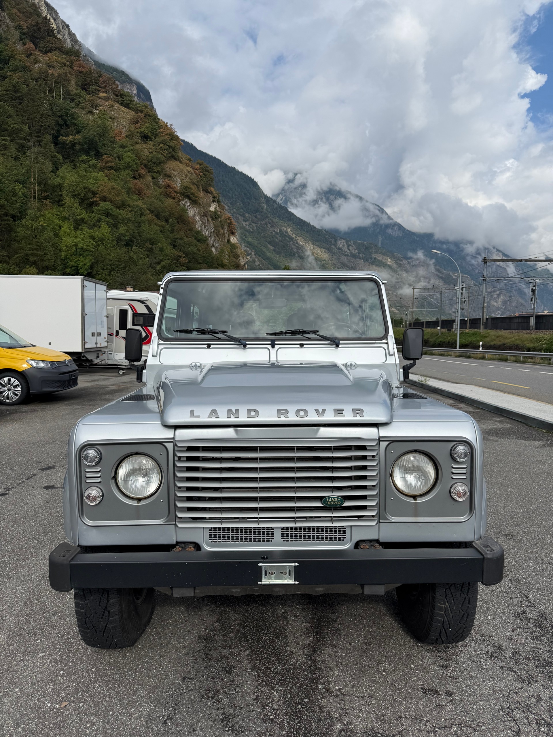 LAND ROVER Defender 90 SW 2.4Tdc - 6