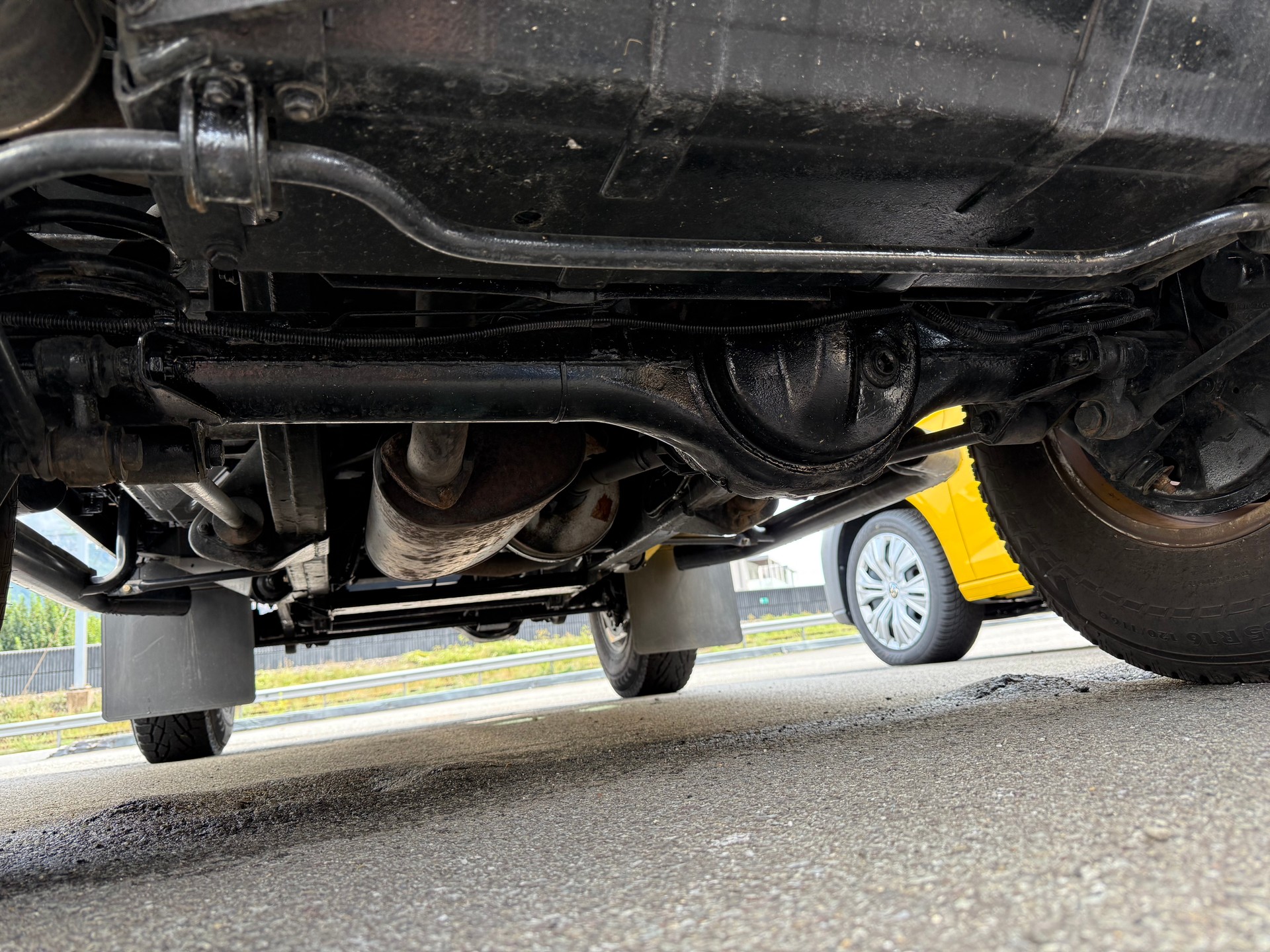 LAND ROVER Defender 90 SW 2.4Tdc - 14