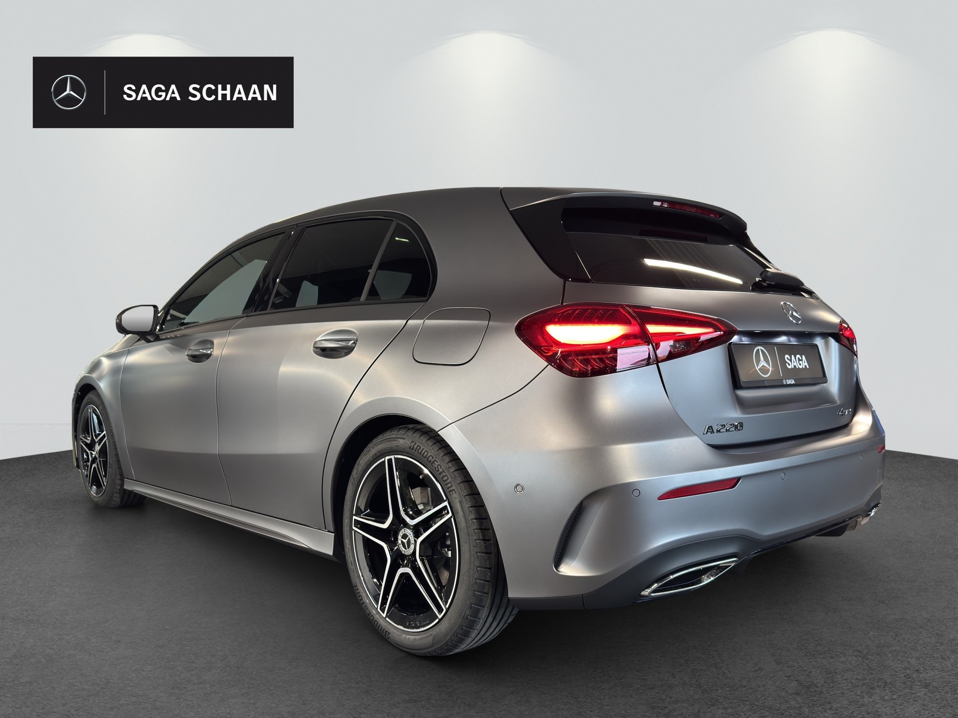 MERCEDES-BENZ A 220 4Matic 8G-DCT - 4