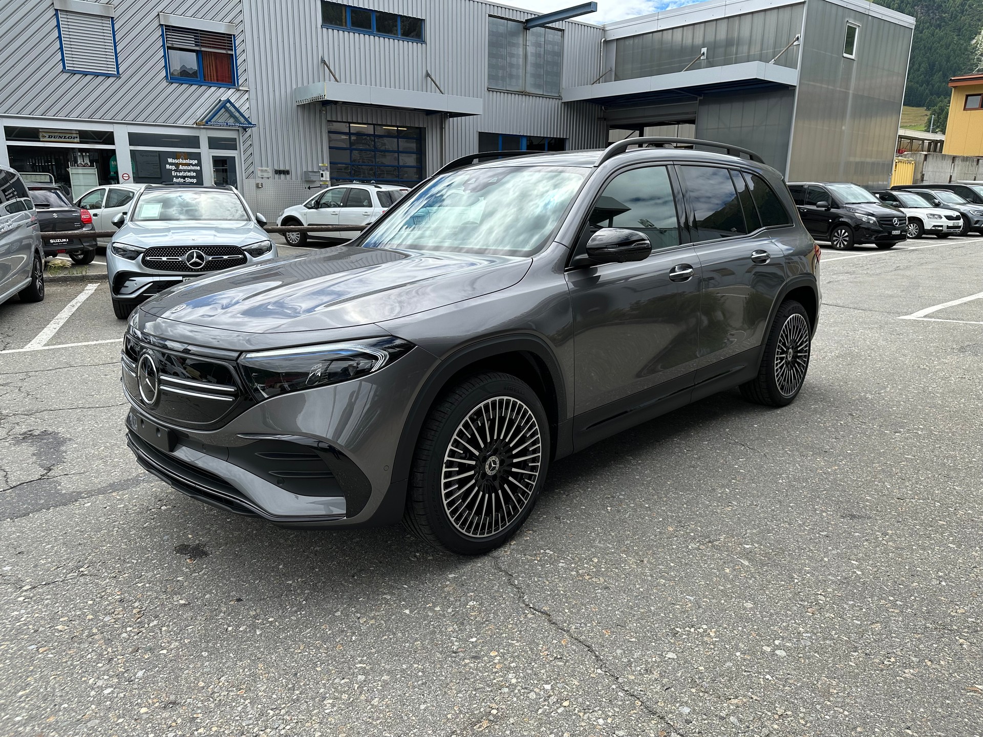 MERCEDES-BENZ EQB 350 AMG Line 4matic - 5