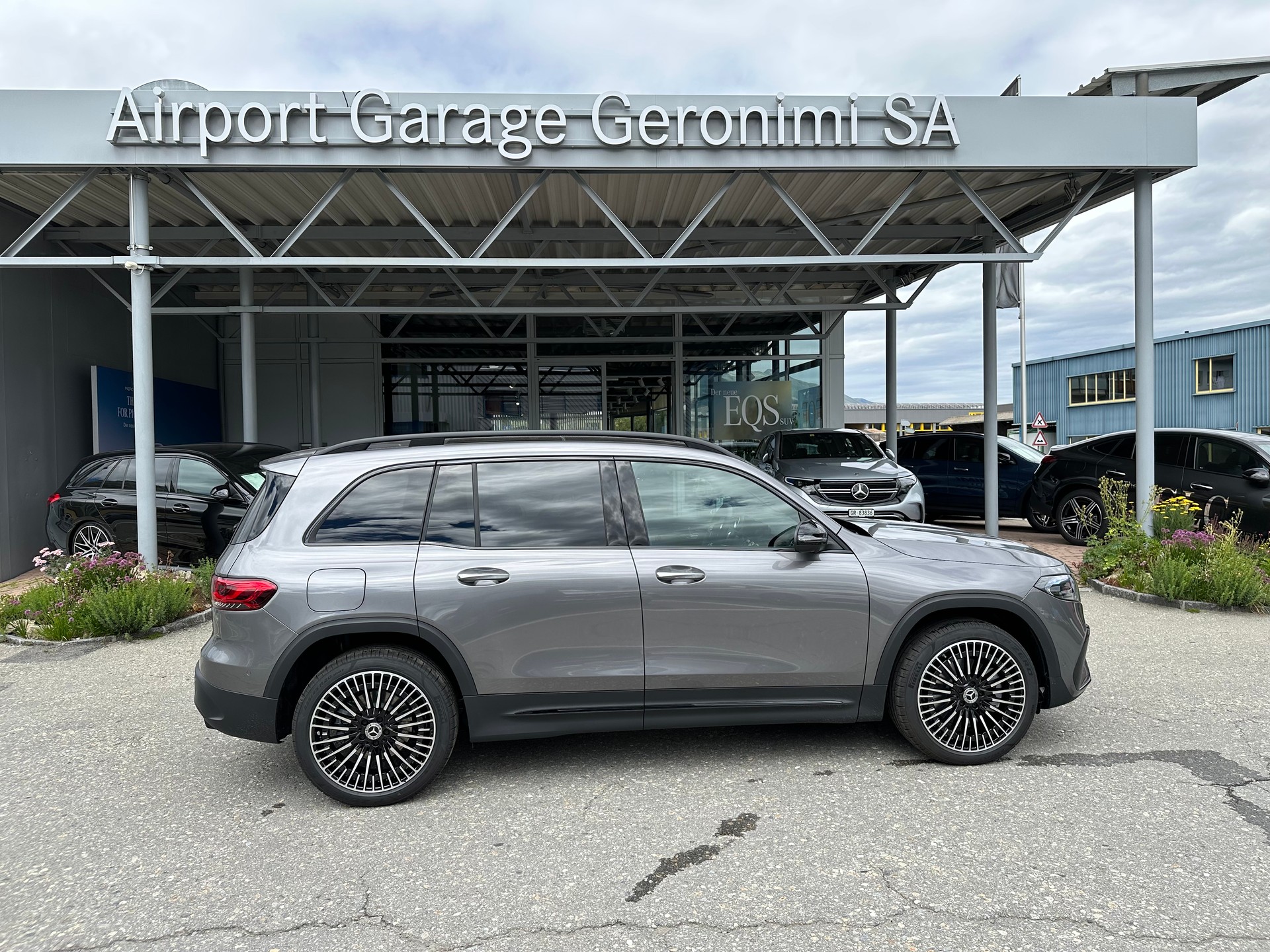 MERCEDES-BENZ EQB 350 AMG Line 4matic
