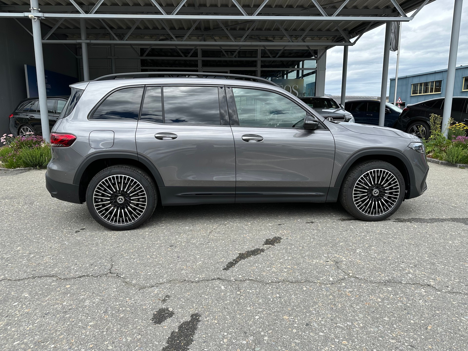 MERCEDES-BENZ EQB 350 AMG Line 4matic - 2