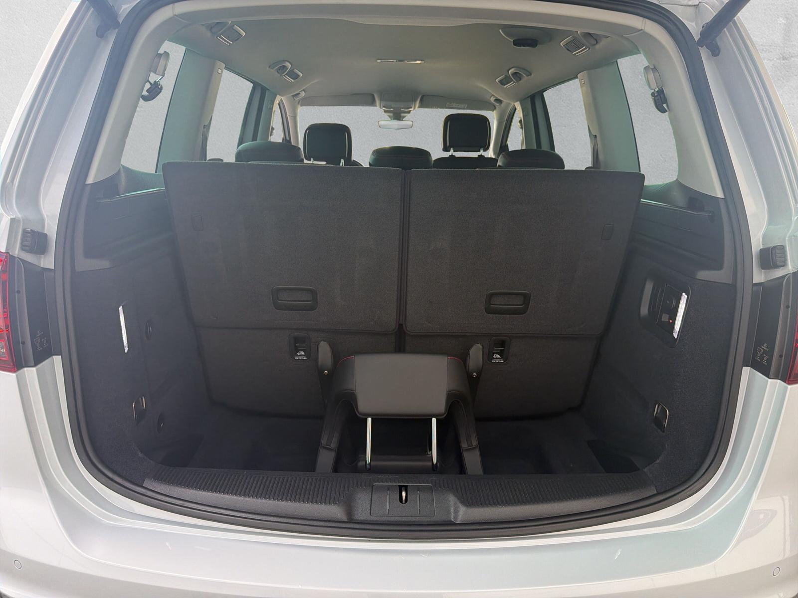 SEAT Alhambra 2.0 TDI 177 Hola FR DSG S/S (CH) ** 7 Places ** - 11