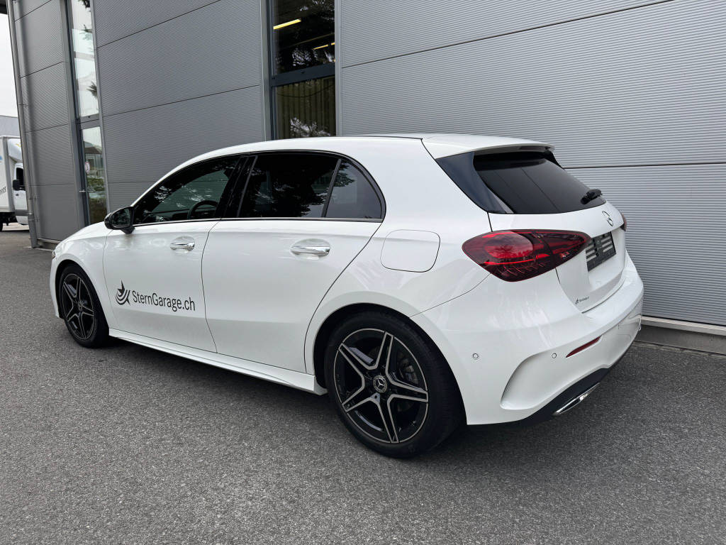 MERCEDES-BENZ A 200 AMG Line - 3