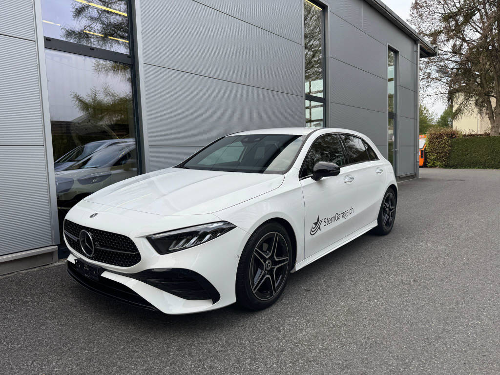 MERCEDES-BENZ A 200 AMG Line