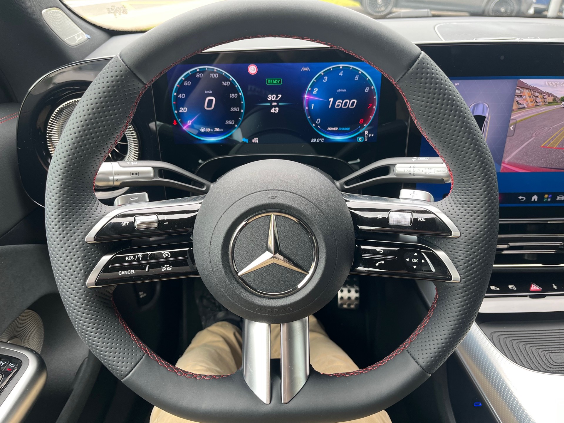 MERCEDES-BENZ CLA 220 8G-DCT 4Matic - 10