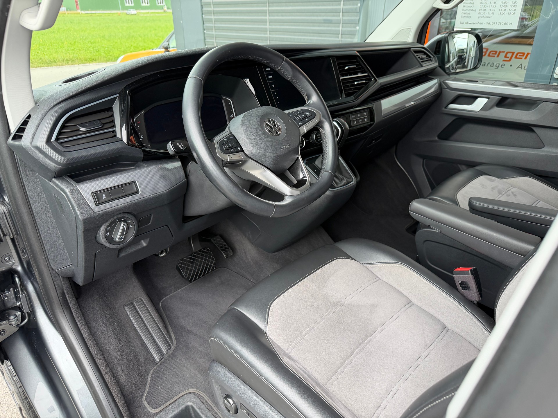 VW T6.1 Multivan 2.0 Bi-TDI Highline 4Motion DSG - 8