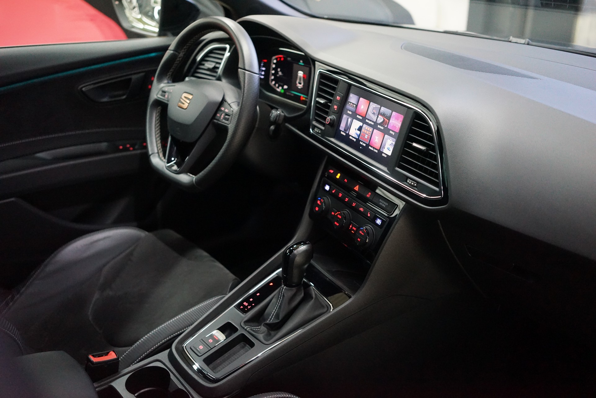 SEAT Leon ST 2.0 TSI Cupra 300 4 Drive DSG / Wolfpower 480Ps. & 580Nm - 28