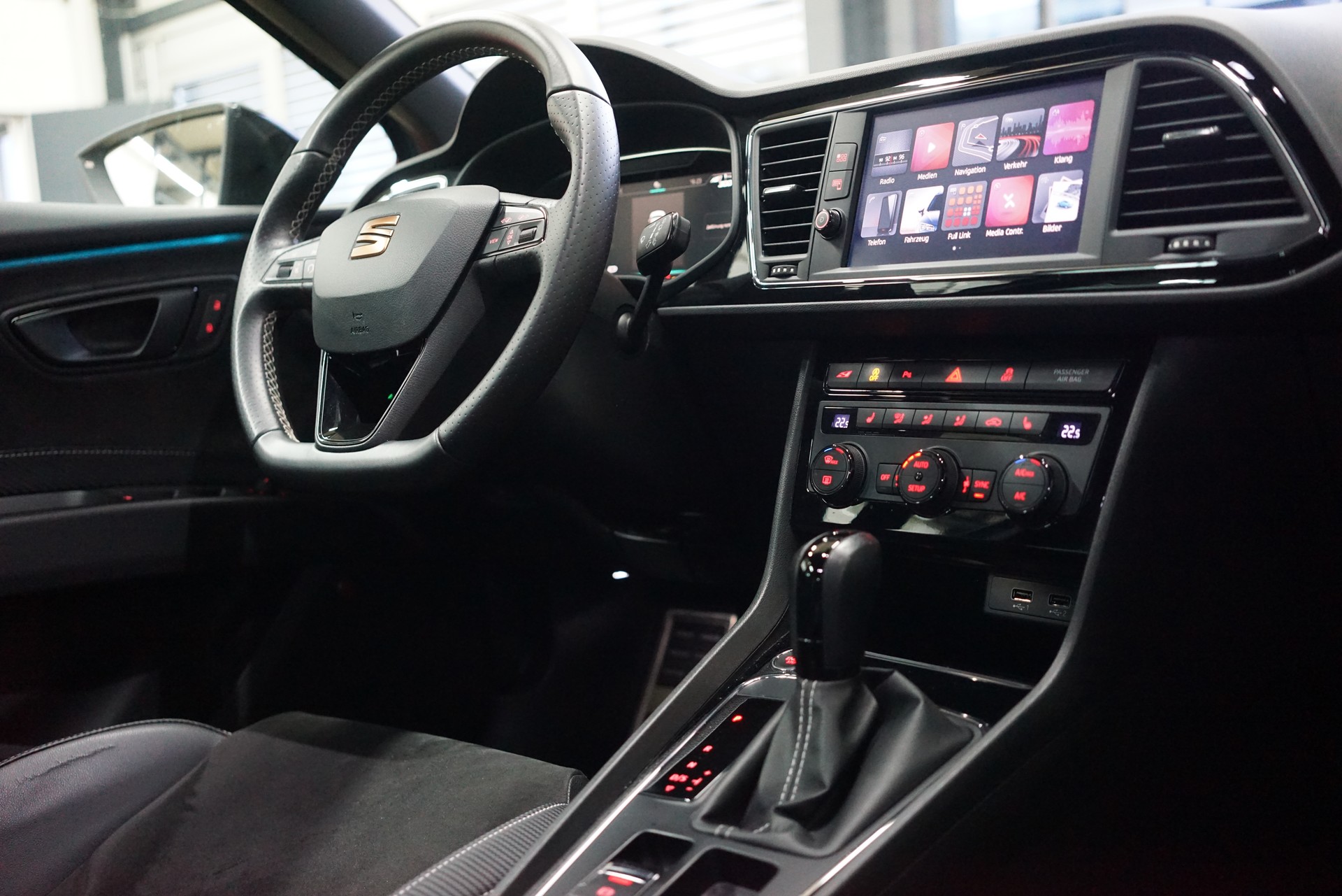 SEAT Leon ST 2.0 TSI Cupra 300 4 Drive DSG / Wolfpower 480Ps. & 580Nm - 30