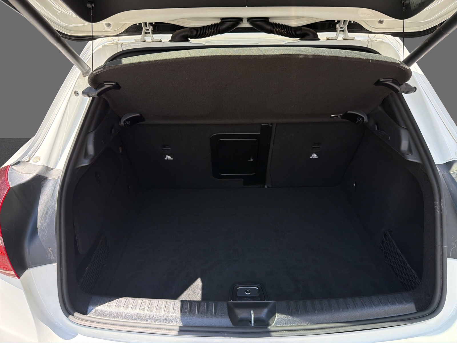 MERCEDES-BENZ GLA 250 AMG Line 4Matic - 20