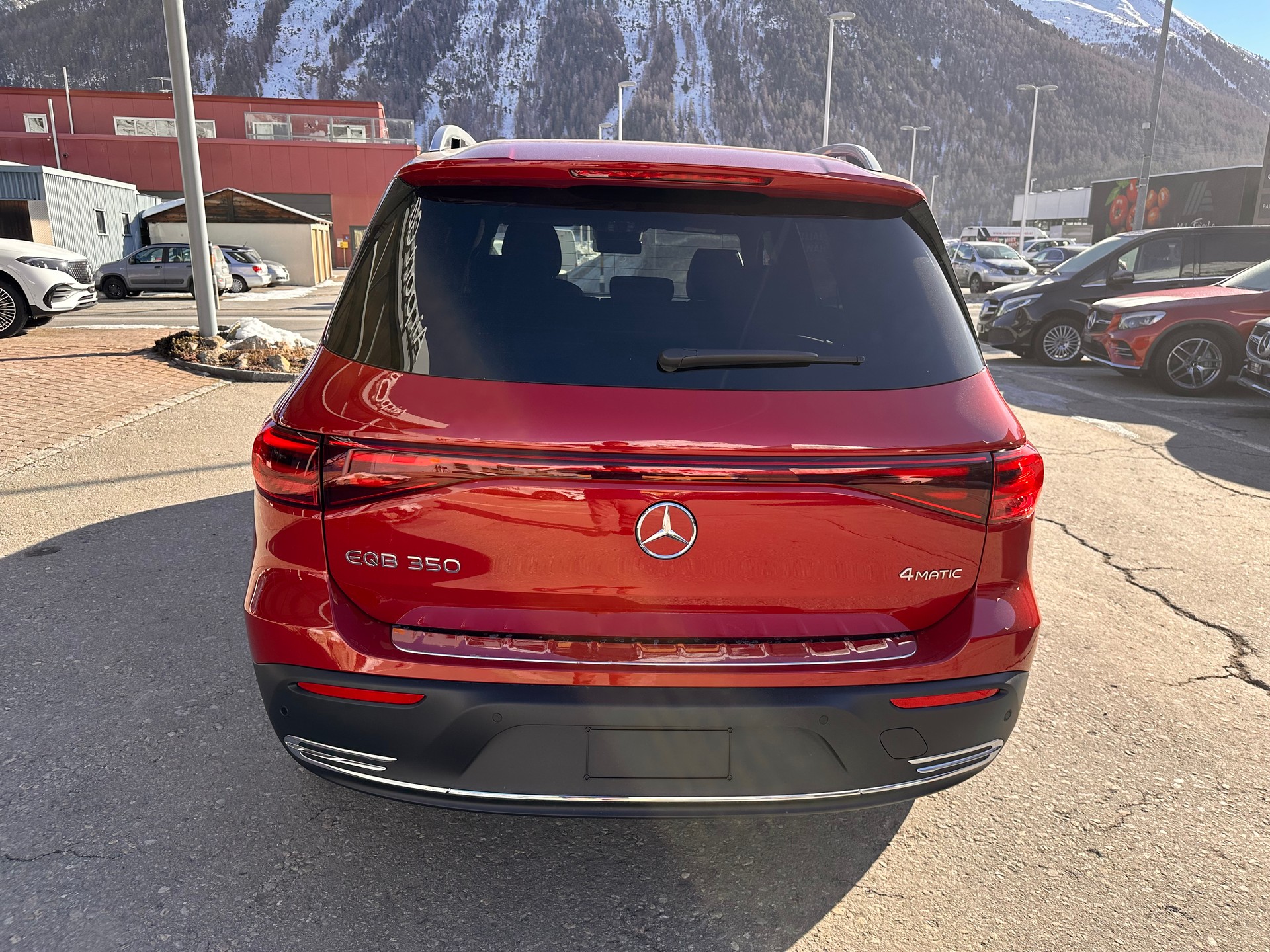 MERCEDES-BENZ EQB 350 Swiss Star Progressive 4Matic - 7