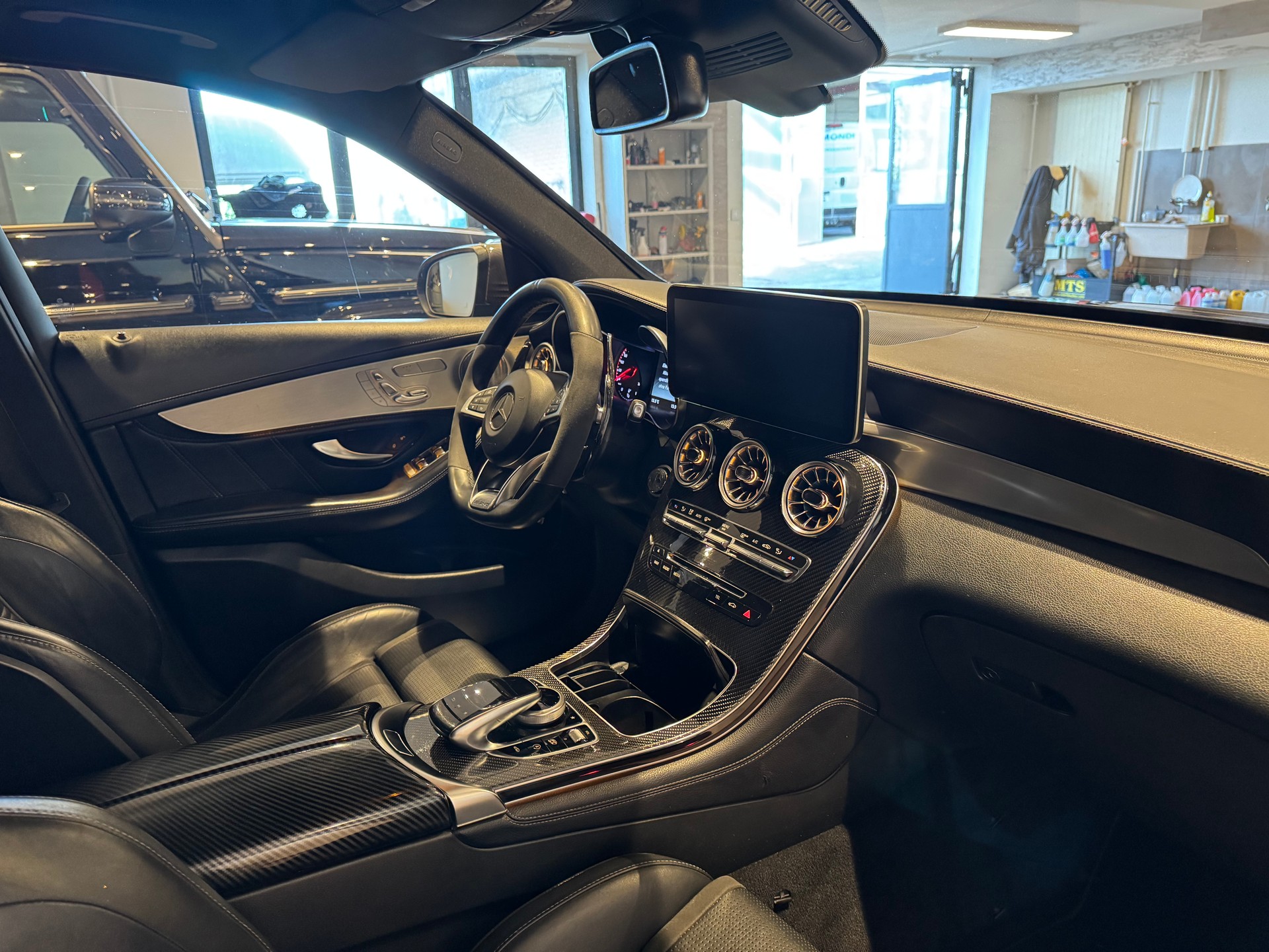 MERCEDES-BENZ GLC 63 S AMG 4m+ - 9