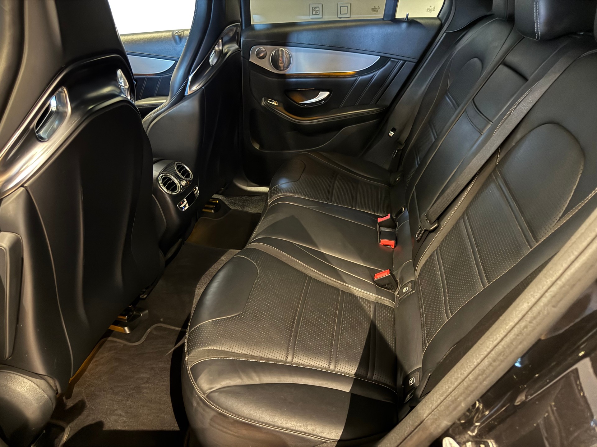 MERCEDES-BENZ GLC 63 S AMG 4m+ - 12