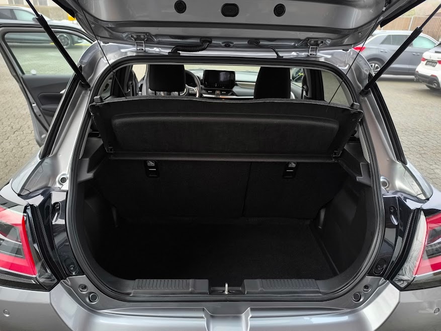 SUZUKI Swift 1.2 1st Edition Top Hybrid 4x4 - 6