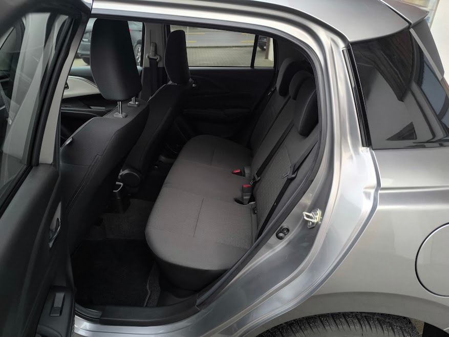 SUZUKI Swift 1.2 1st Edition Top Hybrid 4x4 - 5