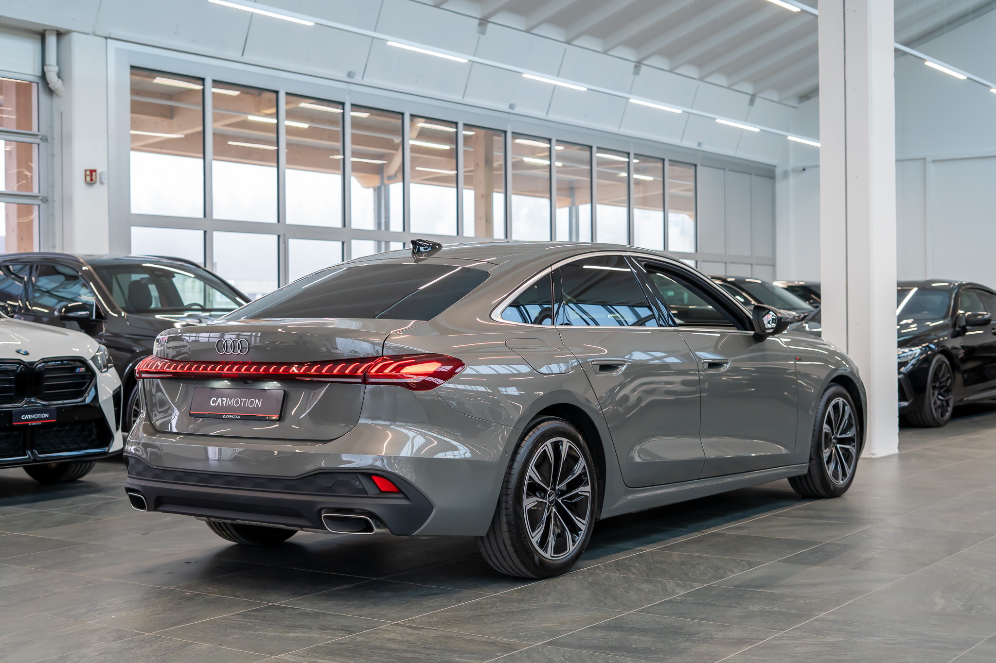 A5 Limousine S-Line TFSI S-Tronic / Rückfahrkamera / el.Heckklappe / AHK