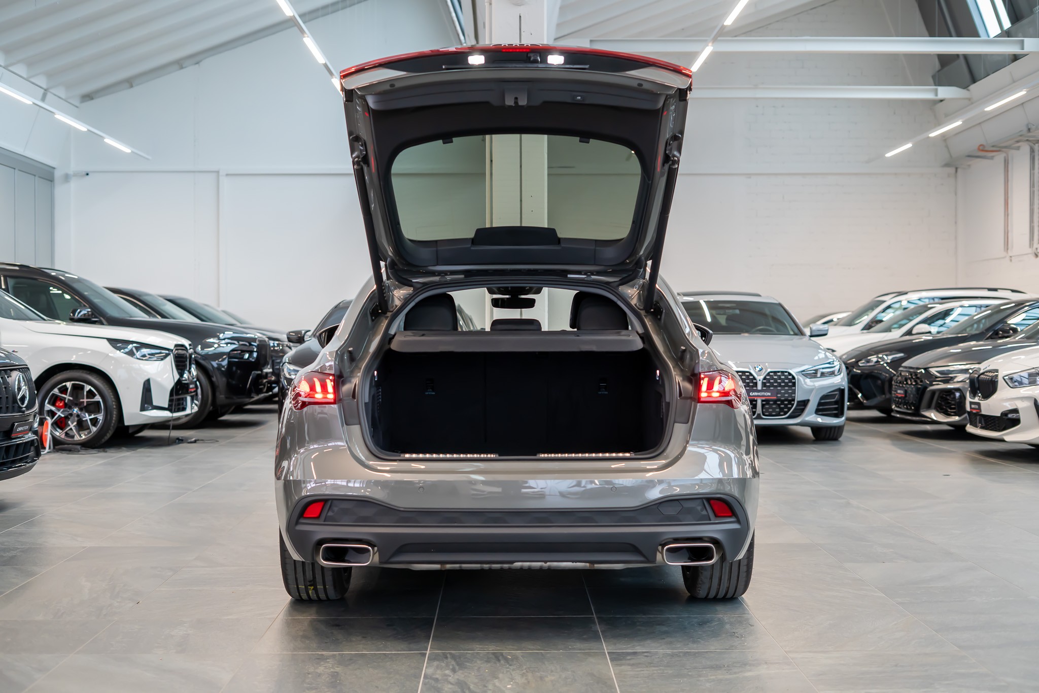 A5 Limousine S-Line TFSI S-Tronic / Rückfahrkamera / el.Heckklappe / AHK