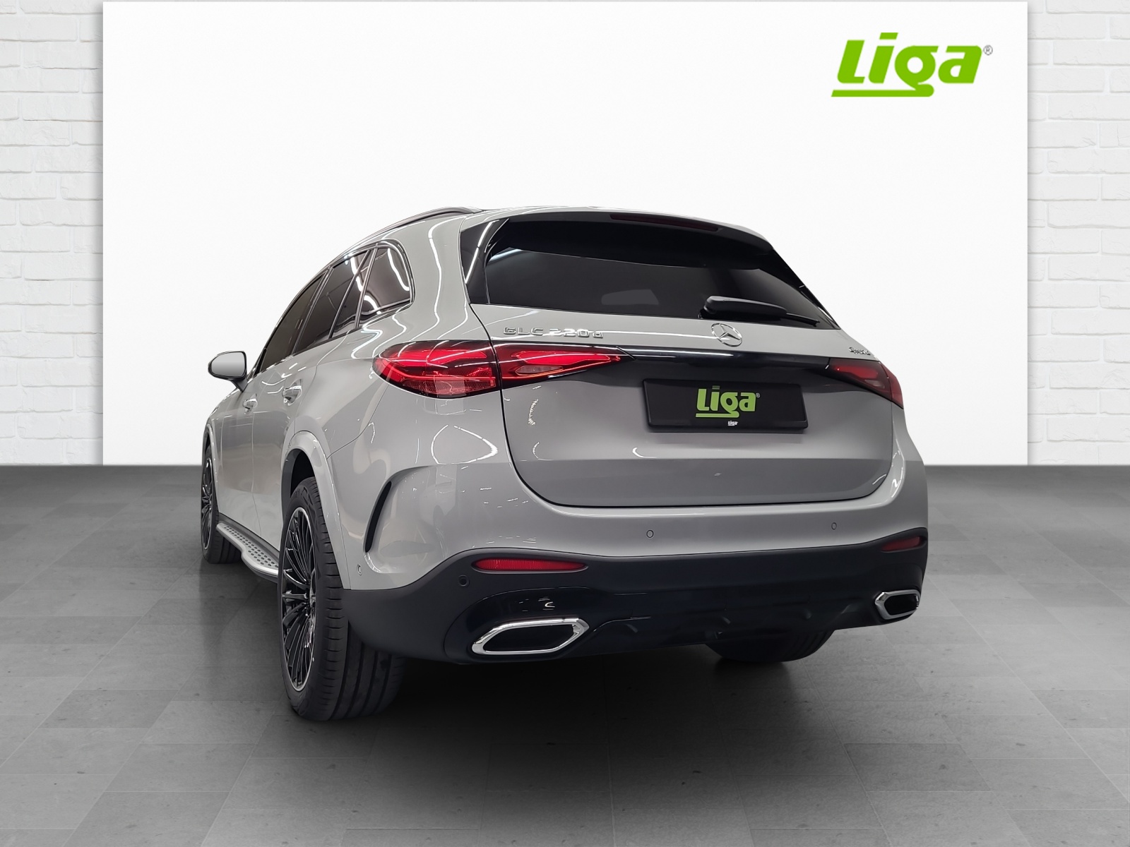 MERCEDES-BENZ GLC 220 d AMG Line 4Matic - 4