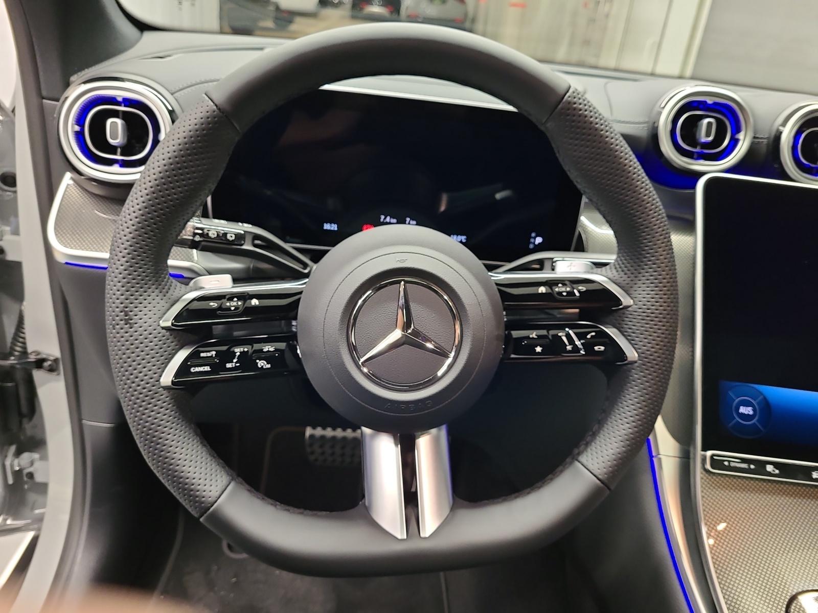 MERCEDES-BENZ GLC 220 d AMG Line 4Matic - 14