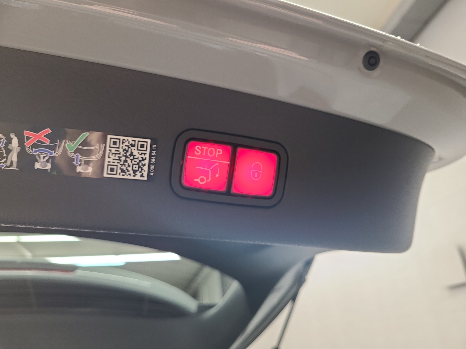 MERCEDES-BENZ GLC 220 d AMG Line 4Matic - 12