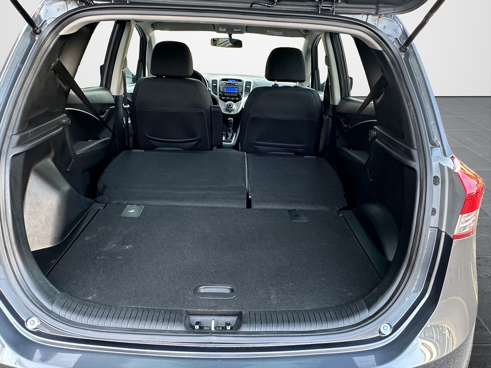 HYUNDAI iX20 1.6 Amplia Automatic - 18