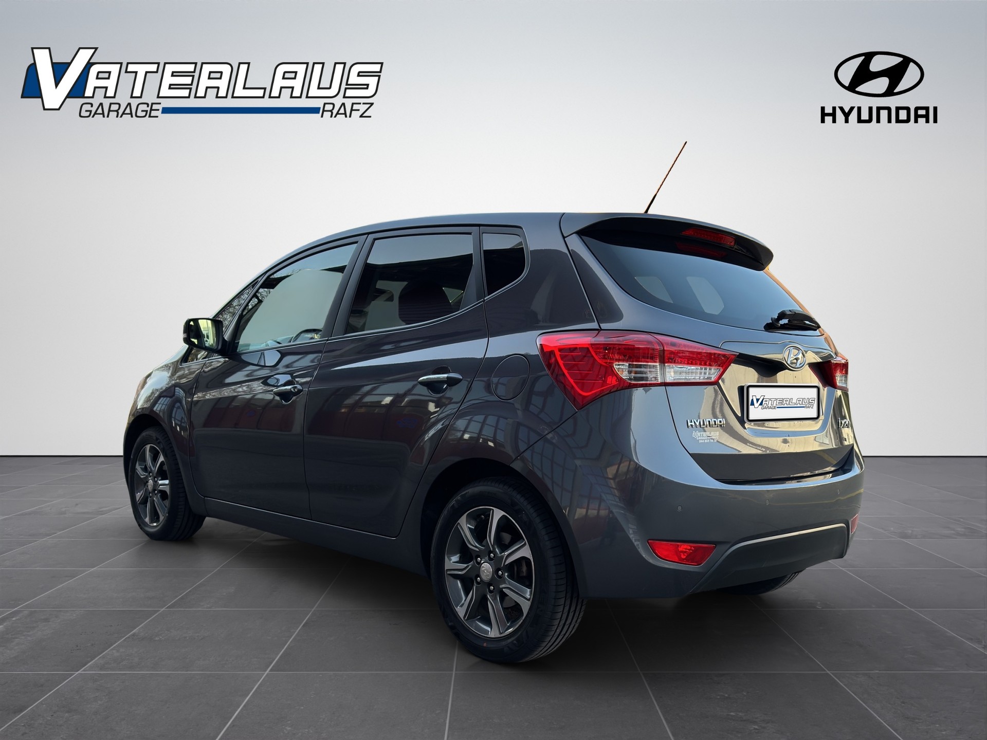 HYUNDAI iX20 1.6 Amplia Automatic - 4