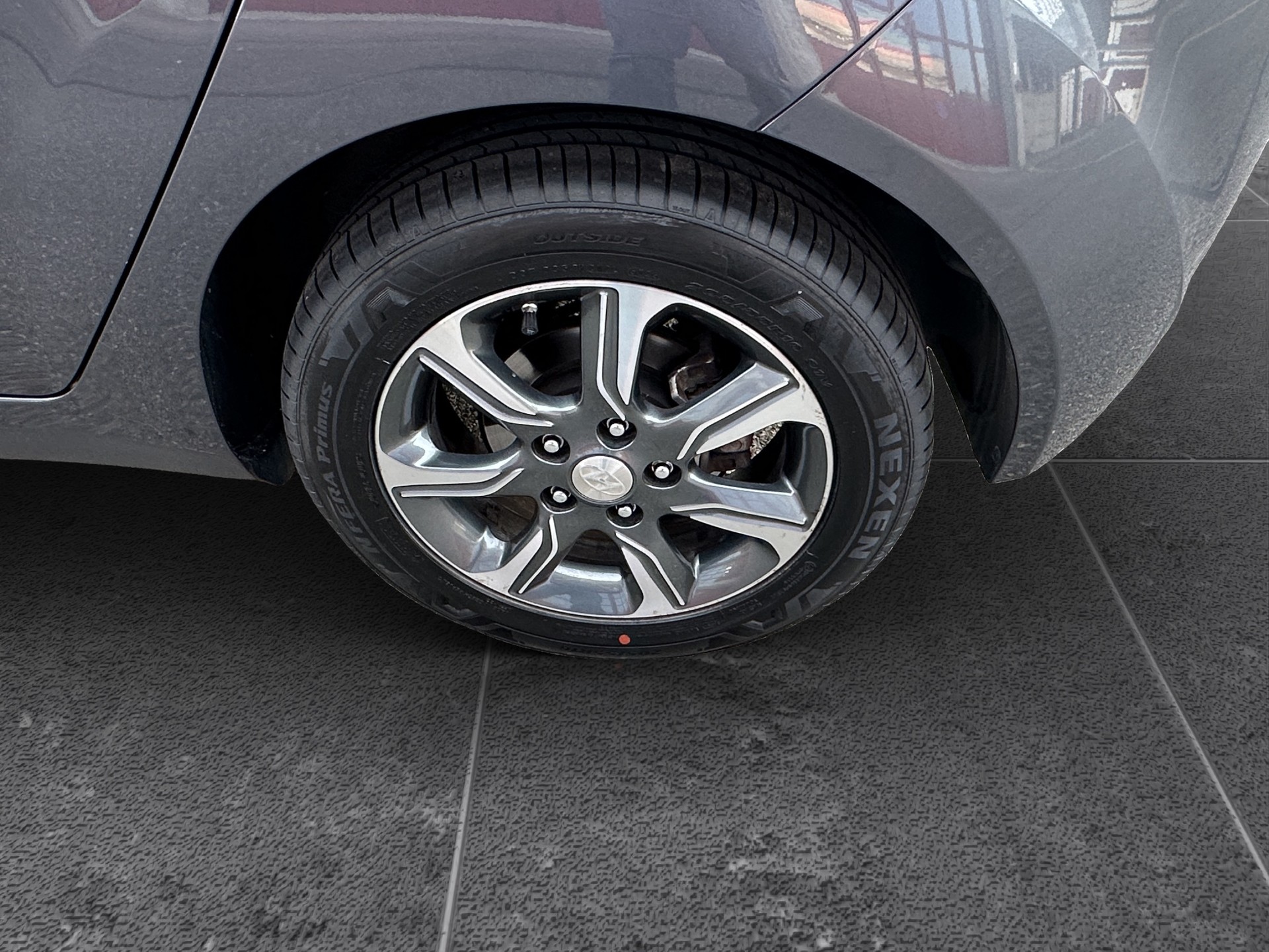 HYUNDAI iX20 1.6 Amplia Automatic - 19