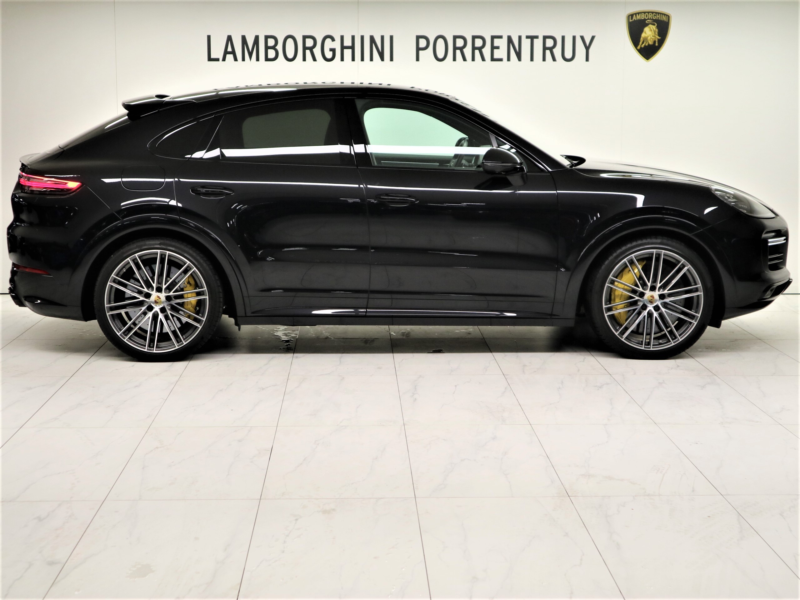 Cayenne Turbo Coupé S E-Hybrid thumbnail n°1