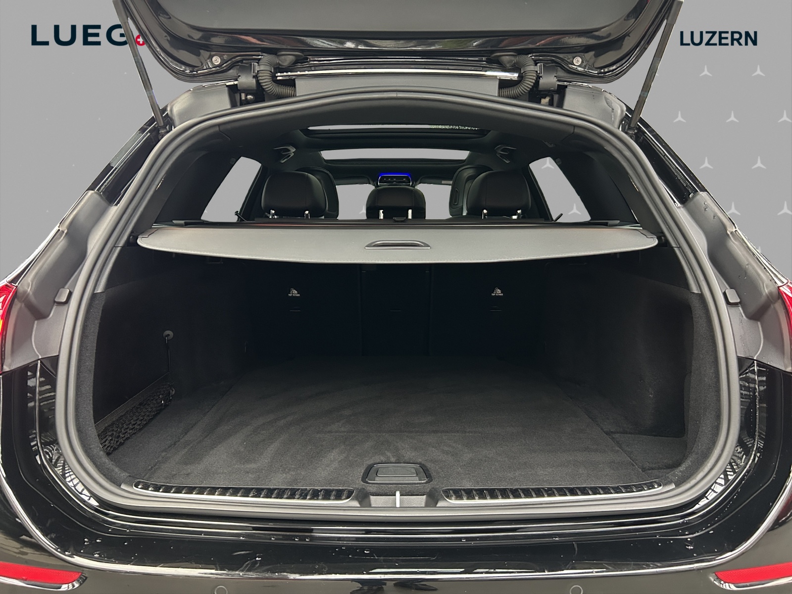 MERCEDES-BENZ C 220 d T 4Matic AMG Line - 15