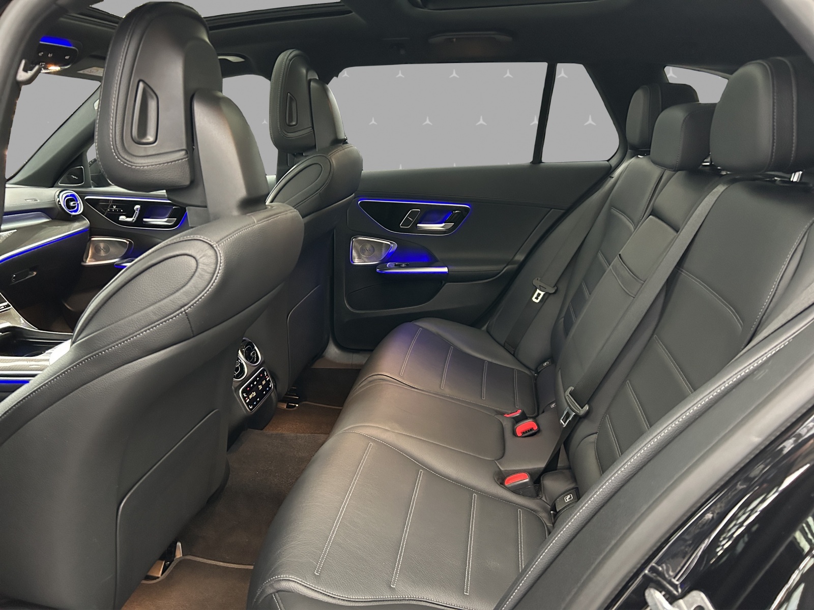 MERCEDES-BENZ C 220 d T 4Matic AMG Line - 14