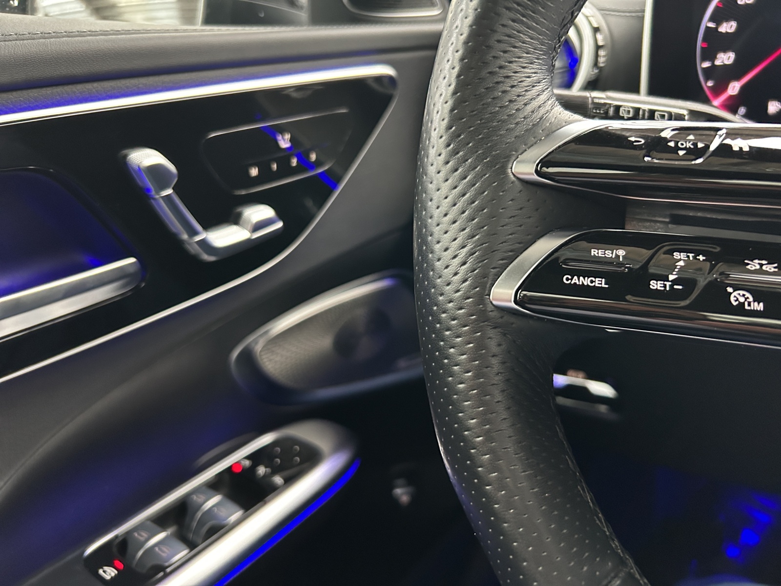 MERCEDES-BENZ C 220 d T 4Matic AMG Line - 13