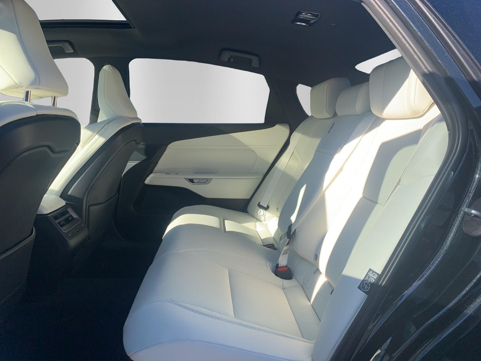 LEXUS ES 500e Comfort AWD - 10