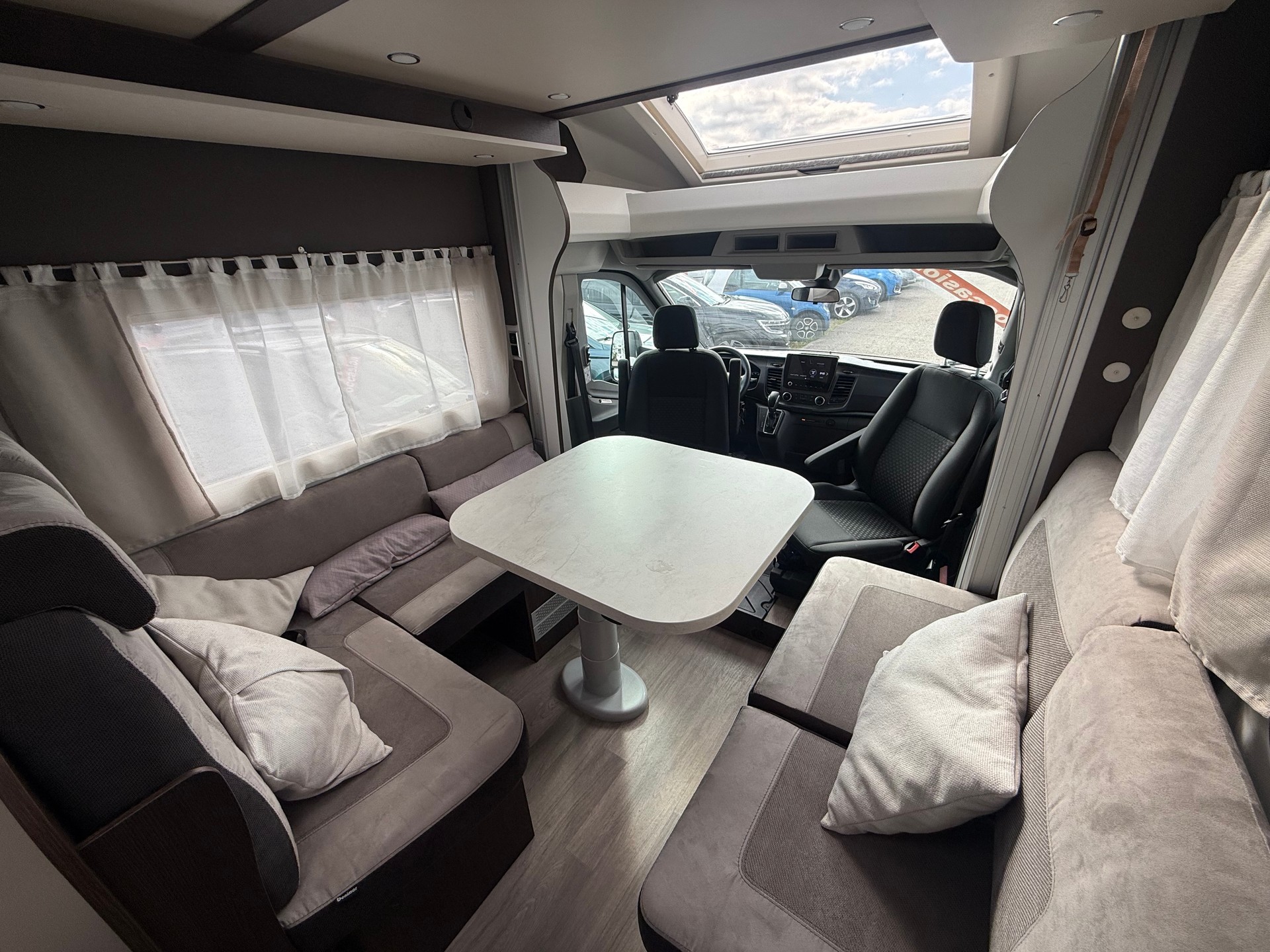 BENIMAR Benimar Tessoro 483 Automatique 170 PS (Panneau solaire 140W, Porte-vélos) - 5