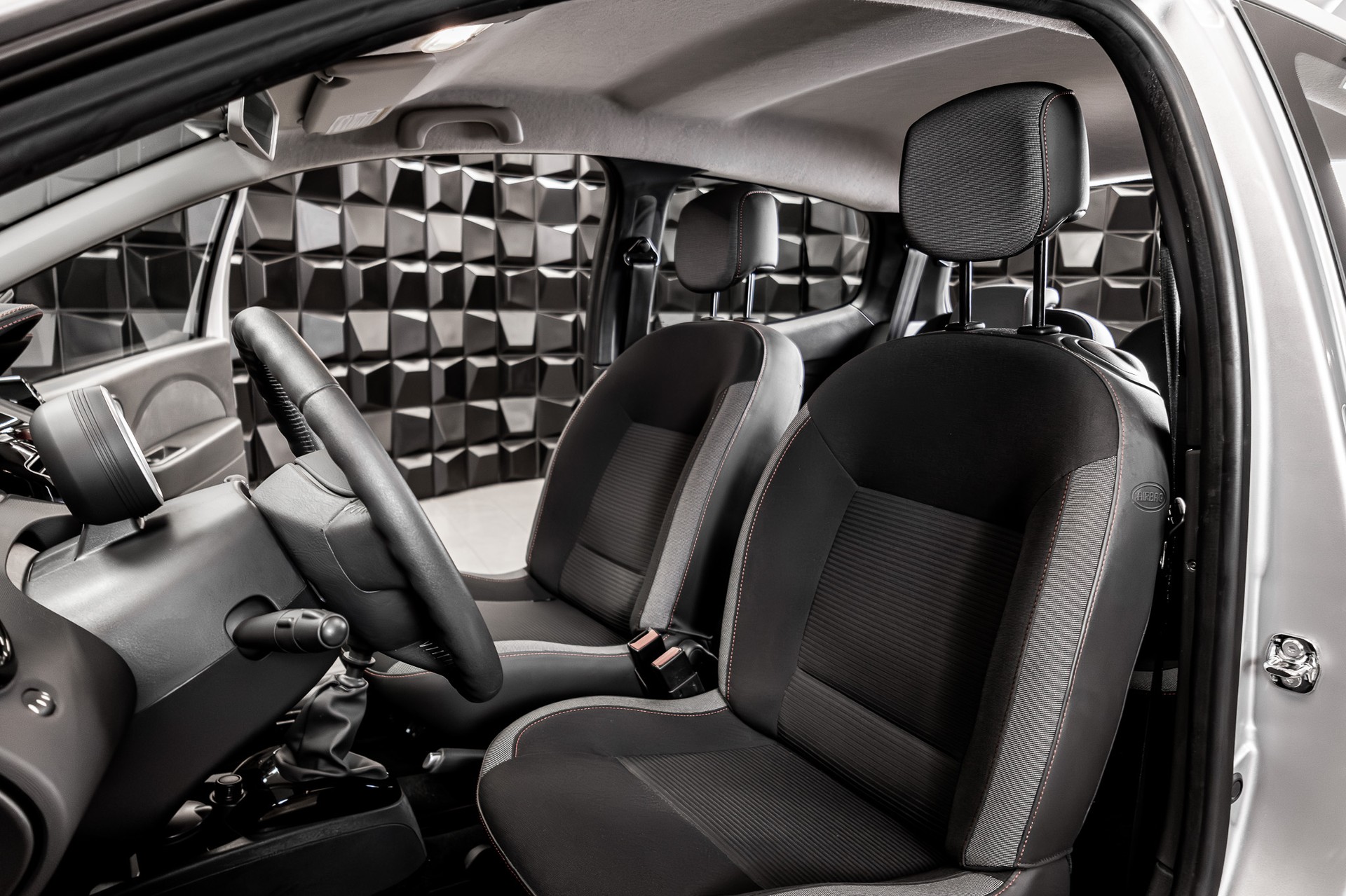 RENAULT Twingo 1.2 16V Dynamique - 10