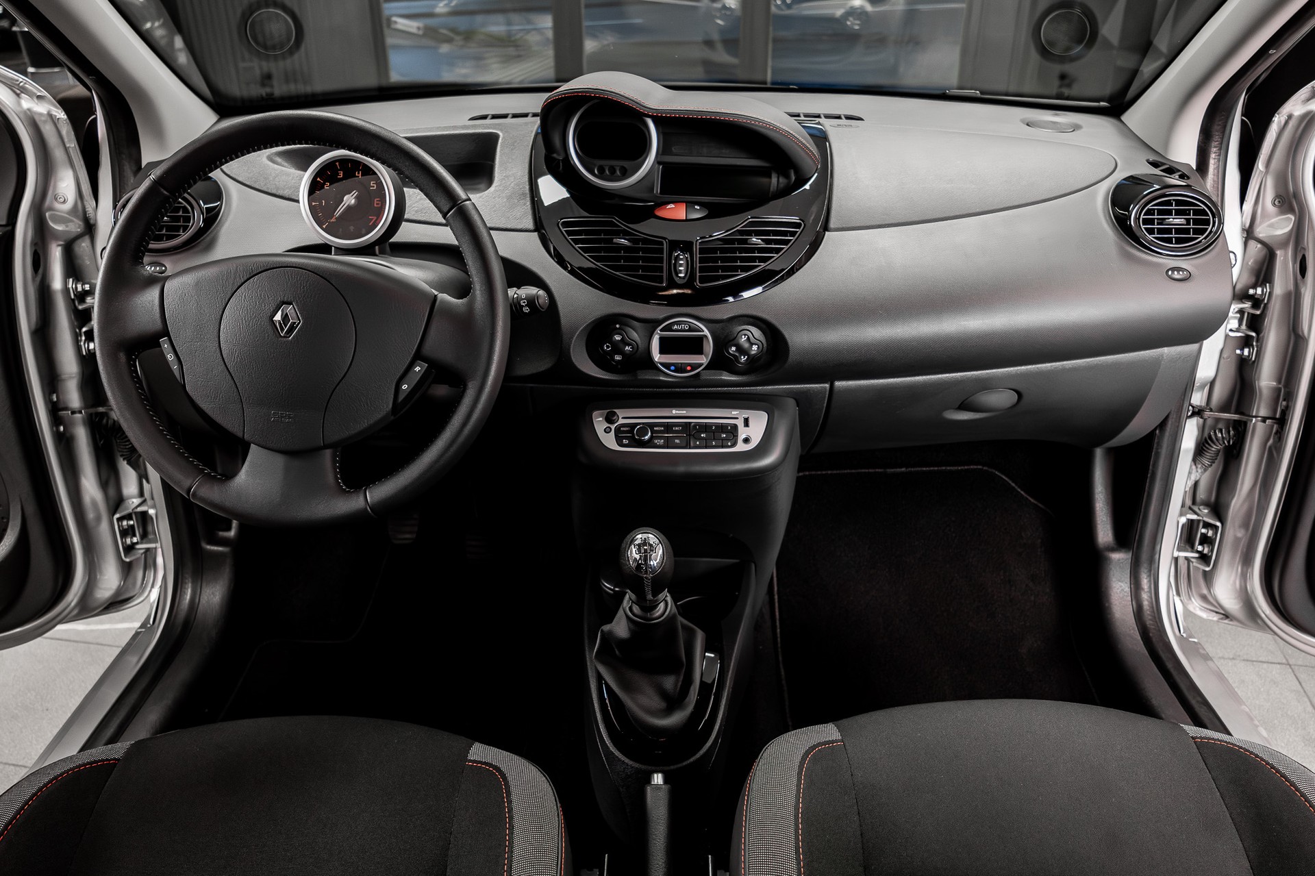 RENAULT Twingo 1.2 16V Dynamique - 6