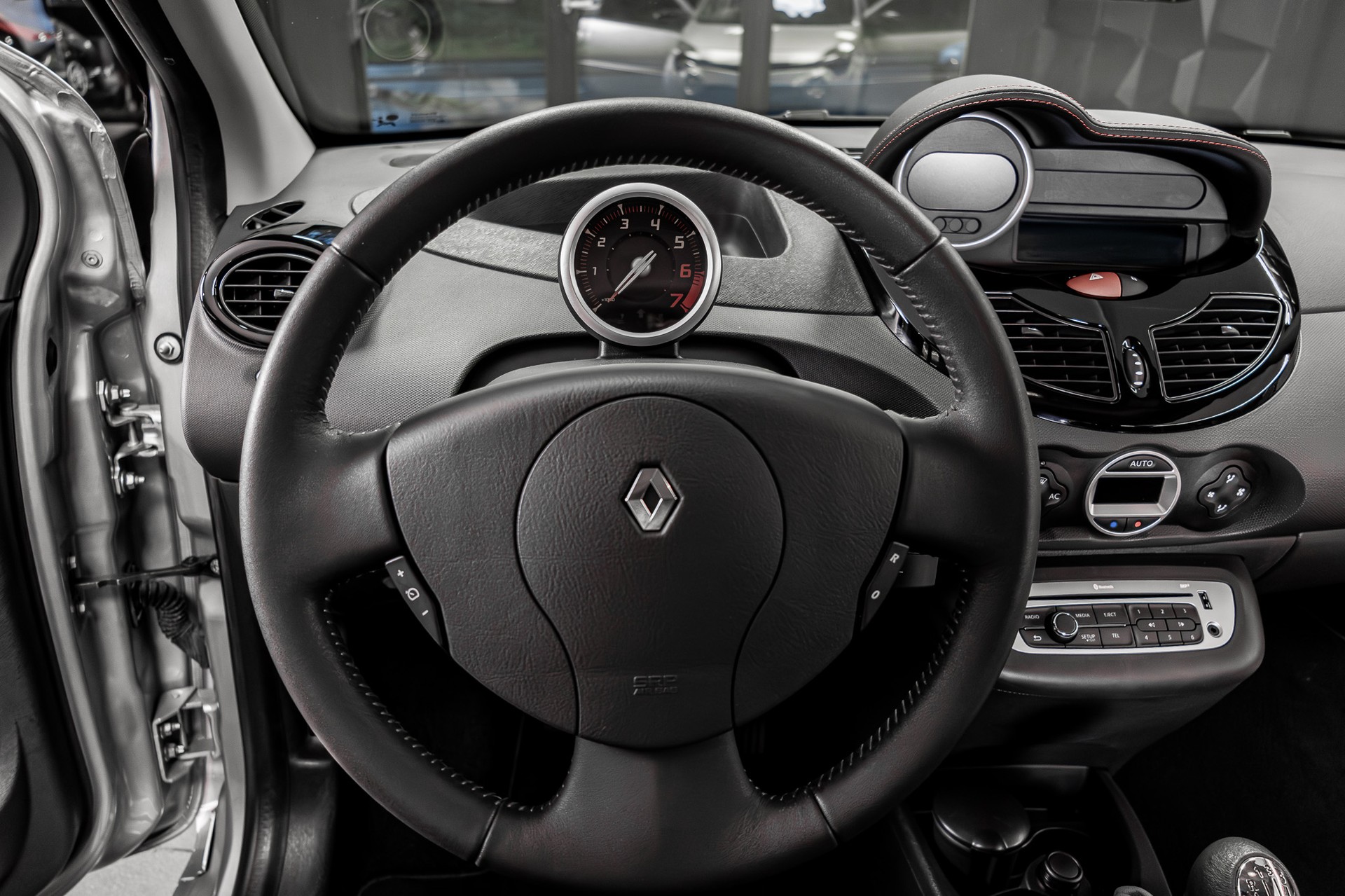 RENAULT Twingo 1.2 16V Dynamique - 14